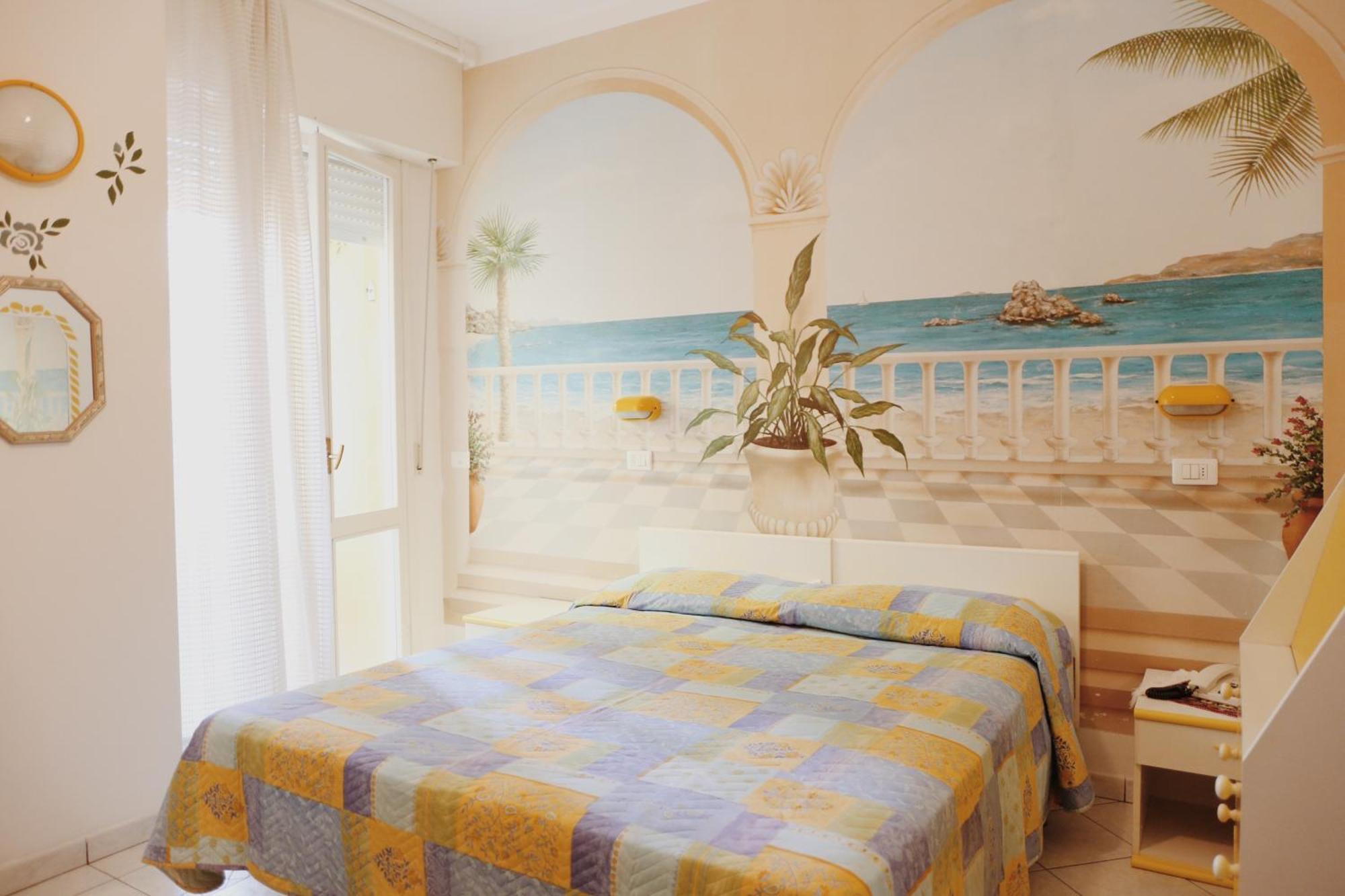 Hotel Marconi كاتوليكا المظهر الخارجي الصورة