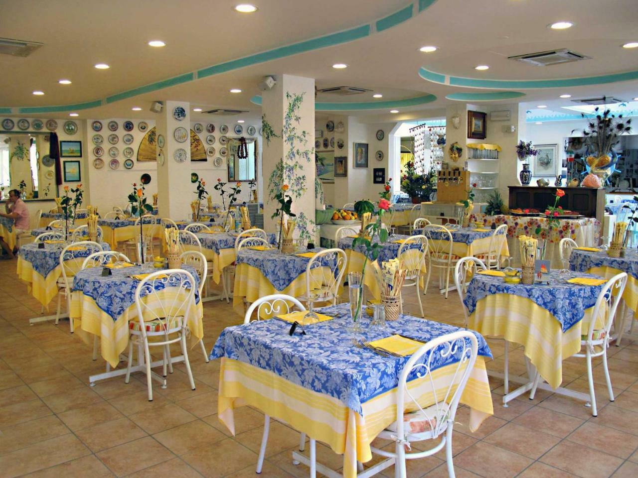 Hotel Marconi كاتوليكا المظهر الخارجي الصورة