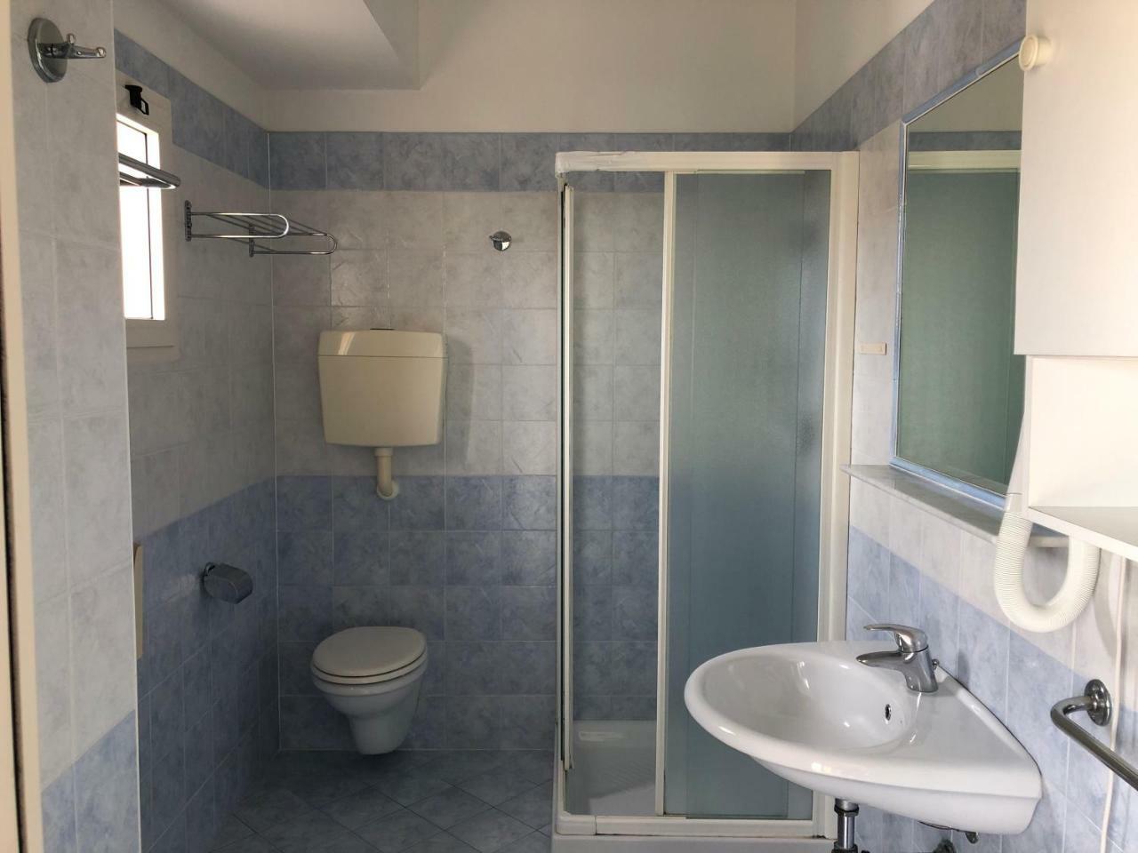 Hotel Marconi كاتوليكا المظهر الخارجي الصورة