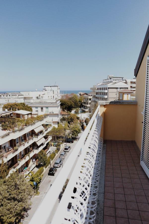 Hotel Marconi كاتوليكا المظهر الخارجي الصورة